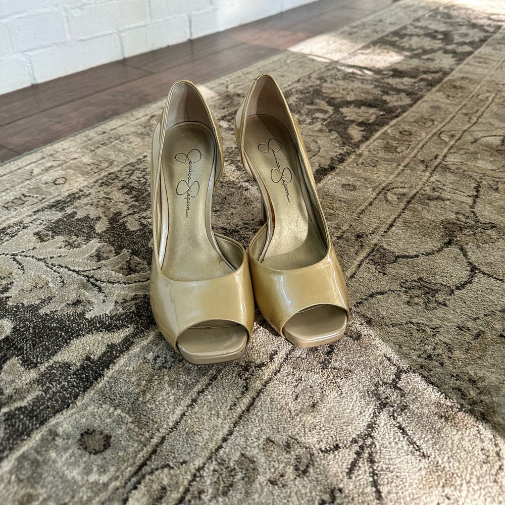 Jessica Simpson high heels